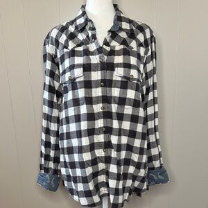 EUC Jach's Girlfriend Flannel Shirt with Paisley Bandana Lining